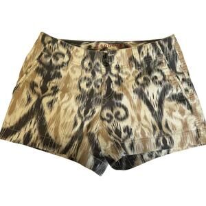 Sonoma 6 grey, tan and white mid rise shorts.